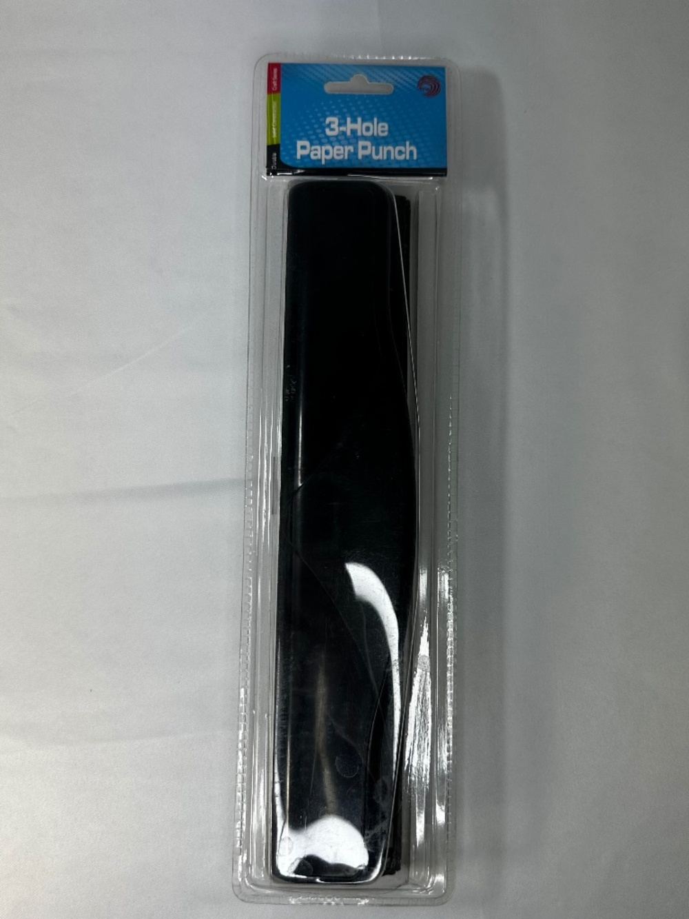 Black Three Hole Punch, NWT, office supplies